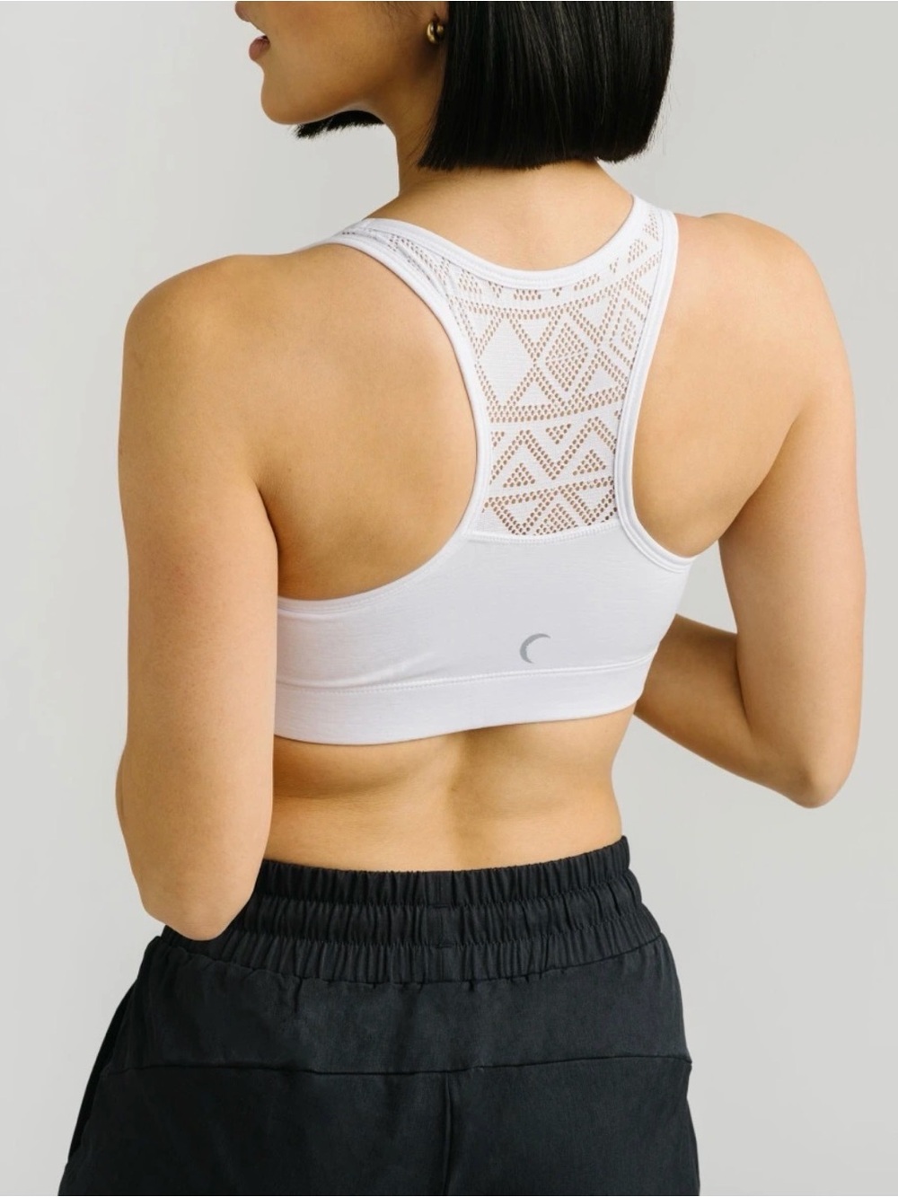 ZYIA Bomber Bra - White (M) - Picture 2 of 5